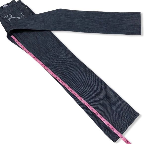 Rock & Republic Sienna Straight Leg  size 29 x 35 1/2 mid rise pocket detail EUC - Picture 8 of 11